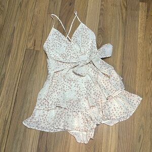 PINK LILY ROMPER SIZE S